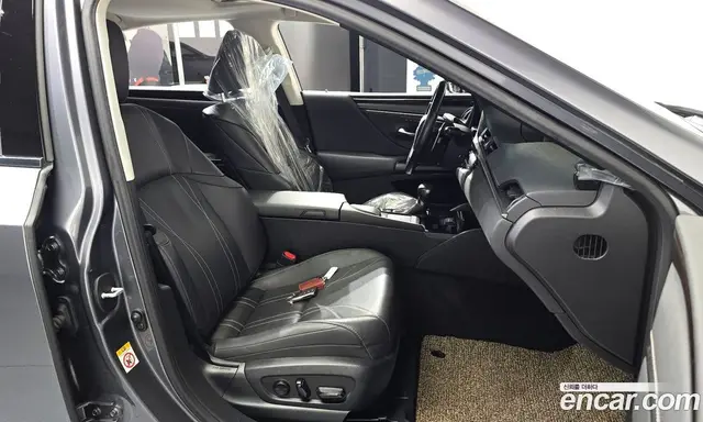 Lexus ES 2019 2.5 автомат (гидро), миниатюра 11
