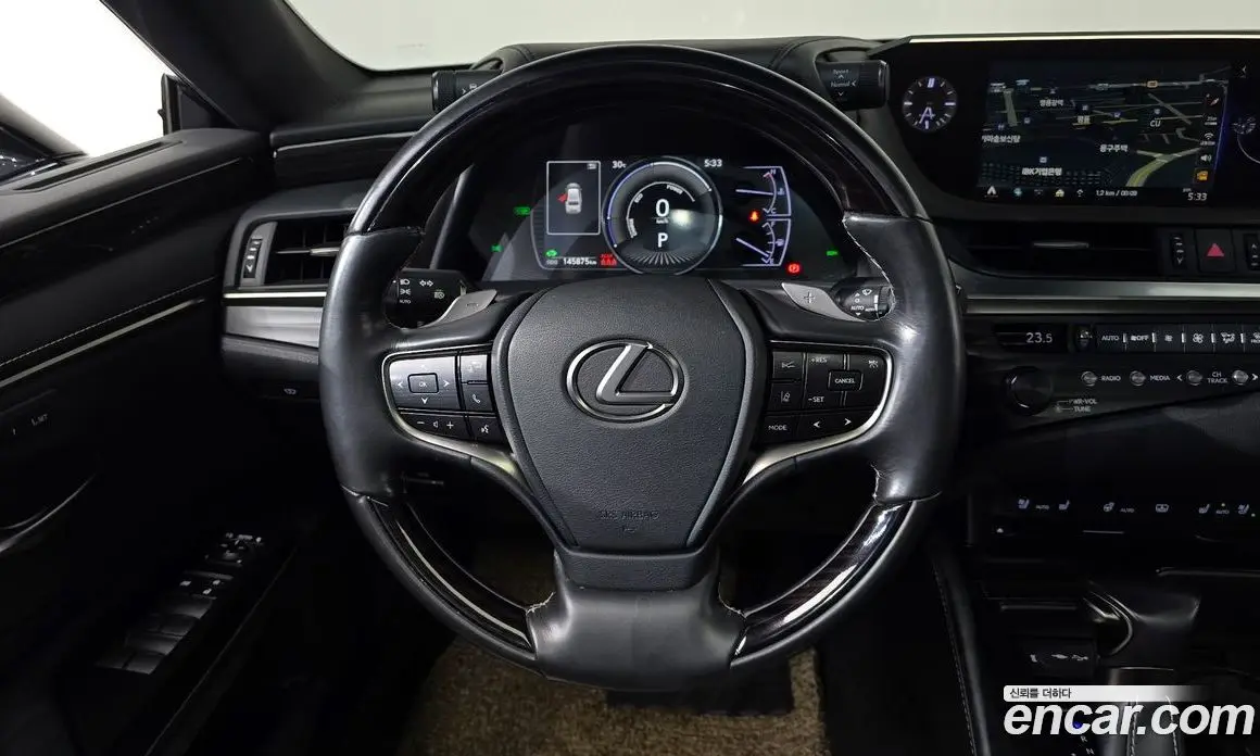 Lexus ES 2019 2.5 автомат (гидро), фото 14