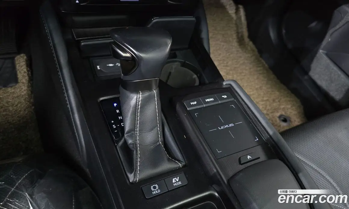 Lexus ES 2019 2.5 автомат (гидро), фото 9