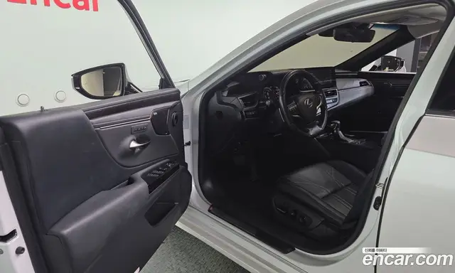 Lexus ES 2024 2.5 автомат (гидро), миниатюра 10