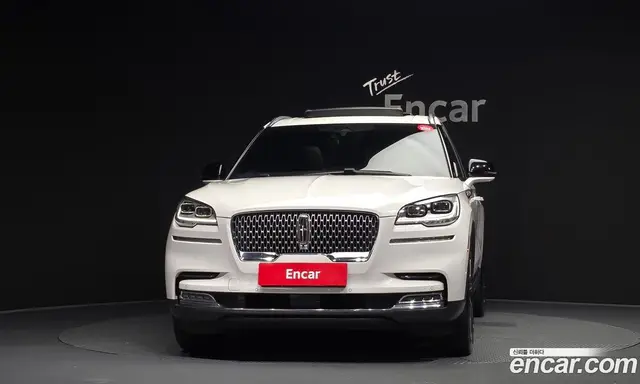 Lincoln Aviator 2022 3.0 автомат (гидро), миниатюра 3