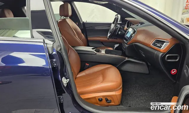 Maserati Ghibli 2019 3.0 автомат (гидро), миниатюра 11