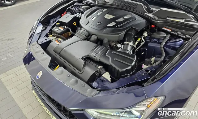Maserati Ghibli 2019 3.0 автомат (гидро), миниатюра 6