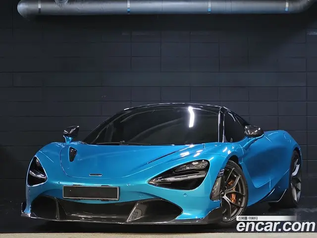McLaren 720S 2020 4.0 автомат (гидро), миниатюра 1