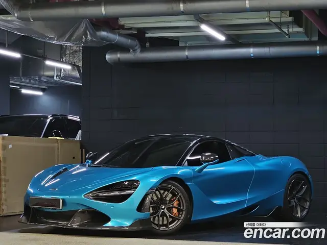McLaren 720S 2020 4.0 автомат (гидро), миниатюра 2