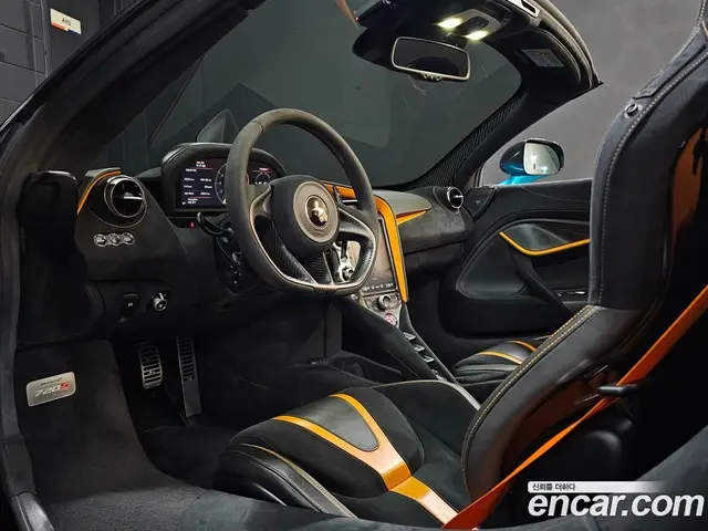 McLaren 720S 2020 4.0 автомат (гидро), миниатюра 12