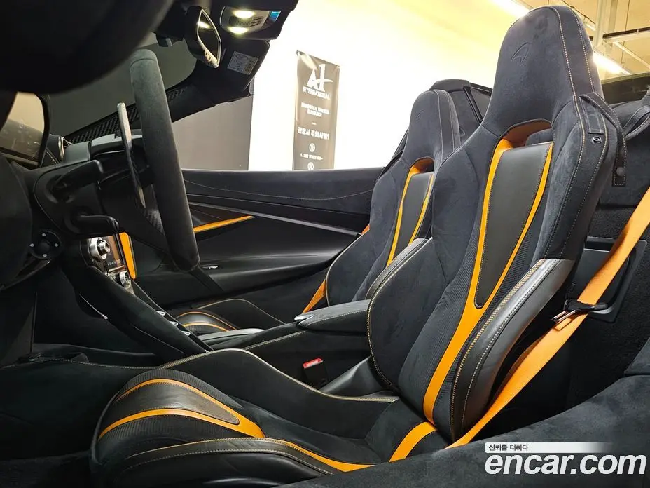 McLaren 720S 2020 4.0 автомат (гидро), фото 13