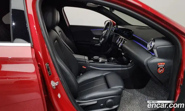 Mercedes-Benz A-Class 2021 2.0 автомат (гидро), миниатюра 11