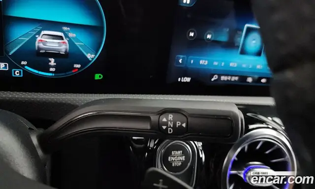 Mercedes-Benz A-Class 2021 2.0 автомат (гидро), миниатюра 9