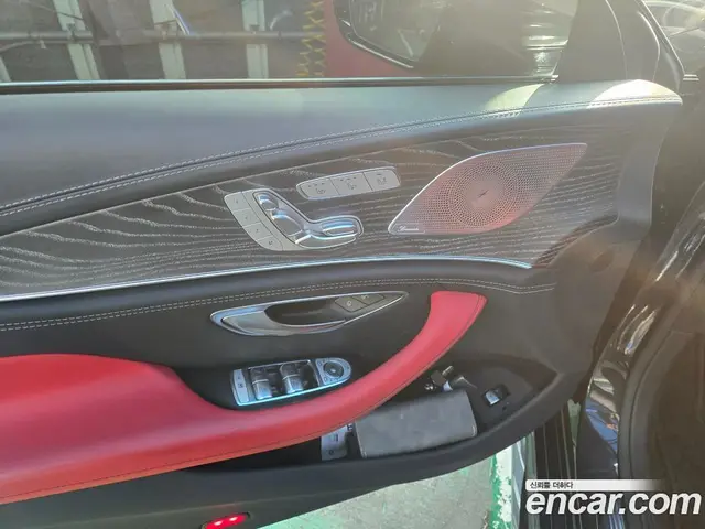 Mercedes-Benz AMG GT 2023 3.0 автомат (гидро), миниатюра 11