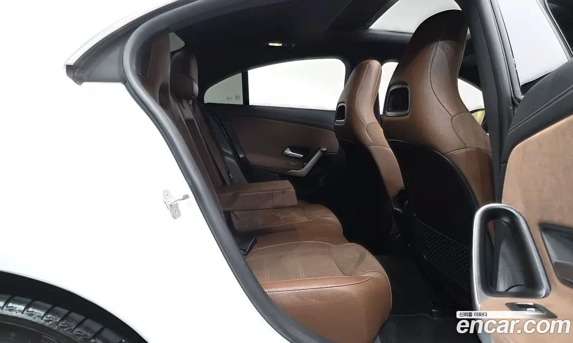 Mercedes-Benz CLA-Class 2024 2.0 автомат (гидро), фото 16