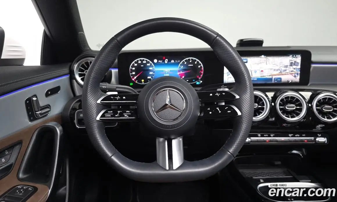 Mercedes-Benz CLA-Class 2024 2.0 автомат (гидро), фото 17