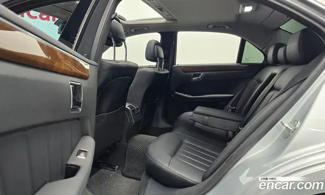 Mercedes-Benz E-Class 2011 3.5 автомат (гидро), миниатюра 12