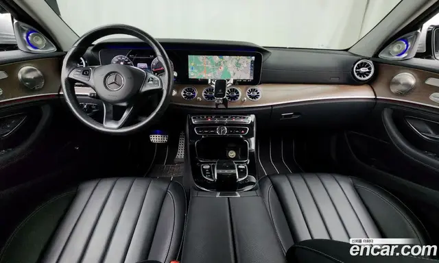 Mercedes-Benz E-Class 2017 1.9 автомат (гидро), миниатюра 7