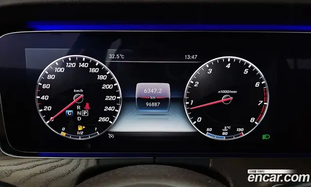 Mercedes-Benz E-Class 2018 2.0 автомат (гидро), миниатюра 11