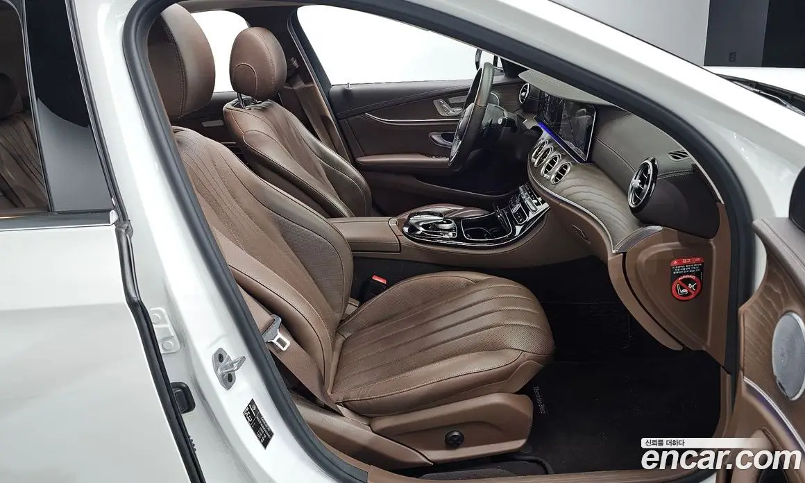 Mercedes-Benz E-Class 2018 2.0 автомат (гидро), фото 16