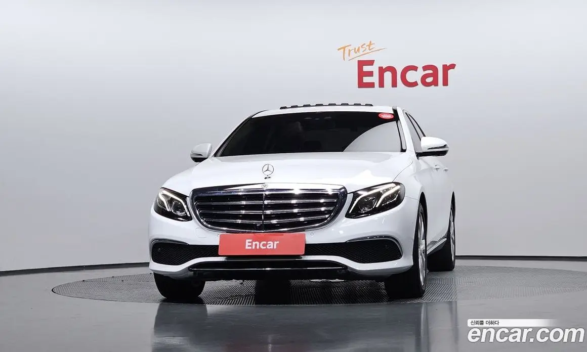 Mercedes-Benz E-Class 2018 2.0 автомат (гидро), фото 3