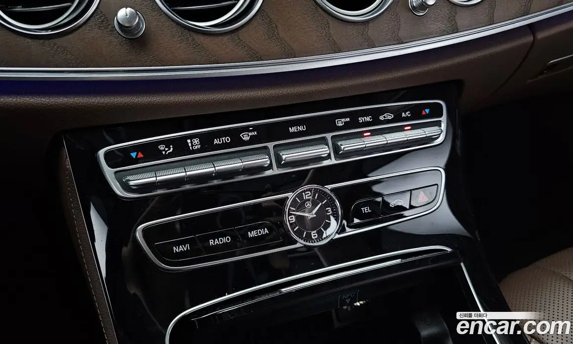 Mercedes-Benz E-Class 2018 2.0 автомат (гидро), фото 25