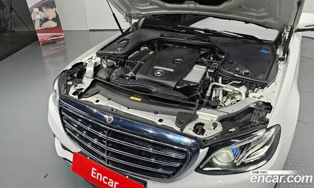 Mercedes-Benz E-Class 2018 2.0 автомат (гидро), миниатюра 6