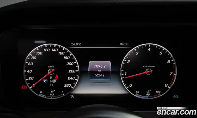 Mercedes-Benz E-Class 2019 2.0 автомат (гидро), миниатюра 11