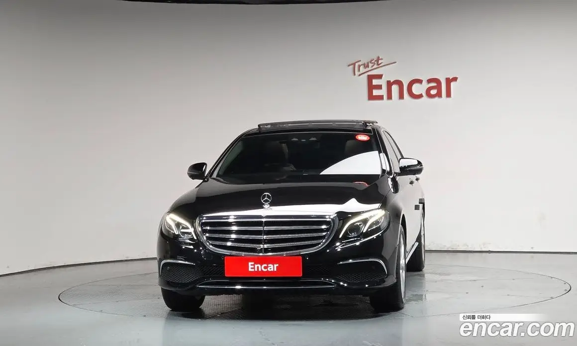 Mercedes-Benz E-Class 2019 2.0 автомат (гидро), фото 3