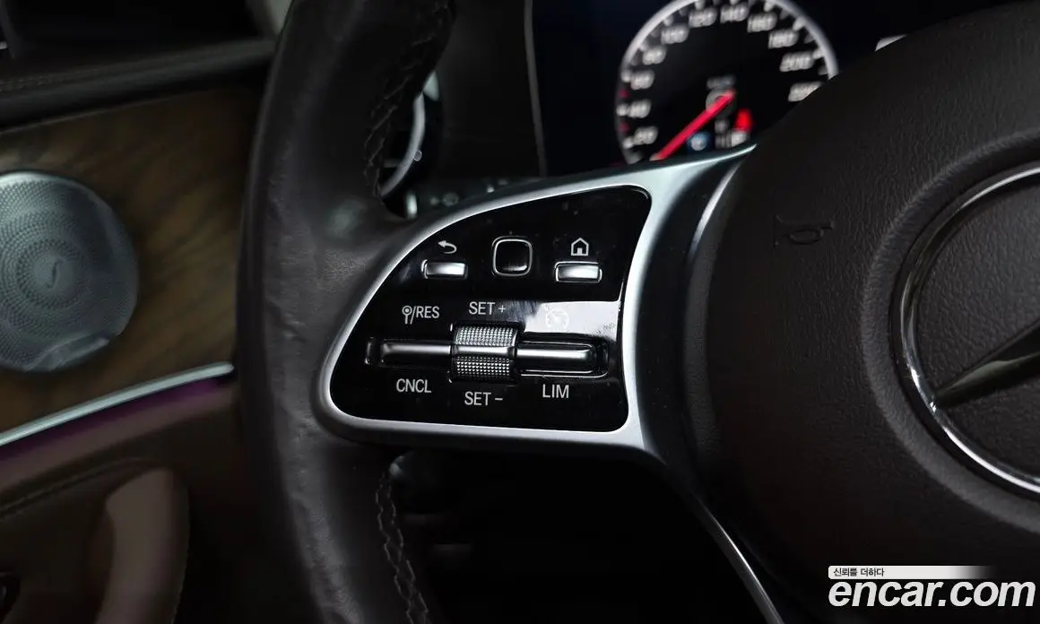 Mercedes-Benz E-Class 2019 2.0 автомат (гидро), фото 31