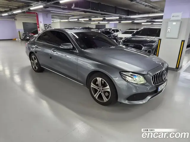 Mercedes-Benz E-Class 2019 1.9 автомат (гидро), миниатюра 2