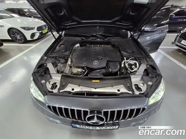 Mercedes-Benz E-Class 2019 1.9 автомат (гидро), миниатюра 6