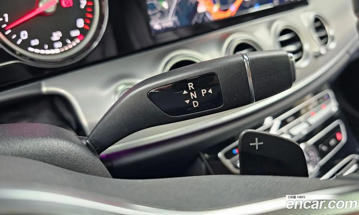 Mercedes-Benz E-Class 2019 2.0 автомат (гидро), фото 11
