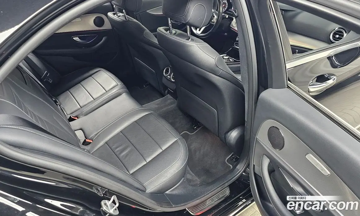 Mercedes-Benz E-Class 2019 2.0 автомат (гидро), фото 17