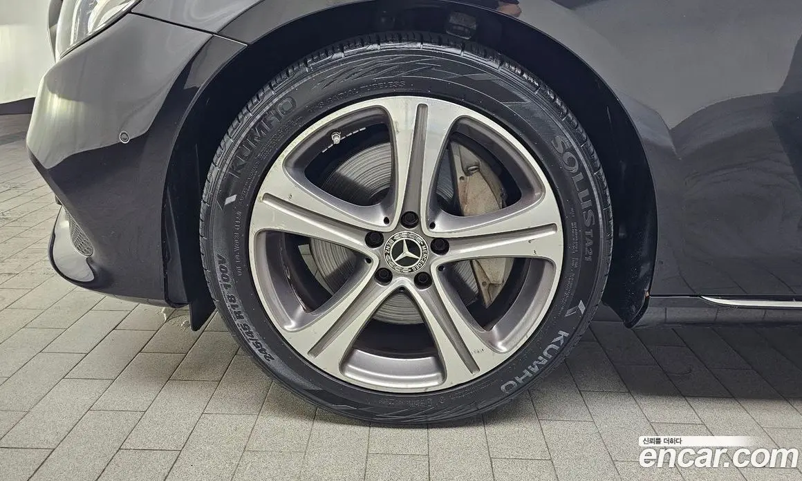 Mercedes-Benz E-Class 2019 2.0 автомат (гидро), фото 4