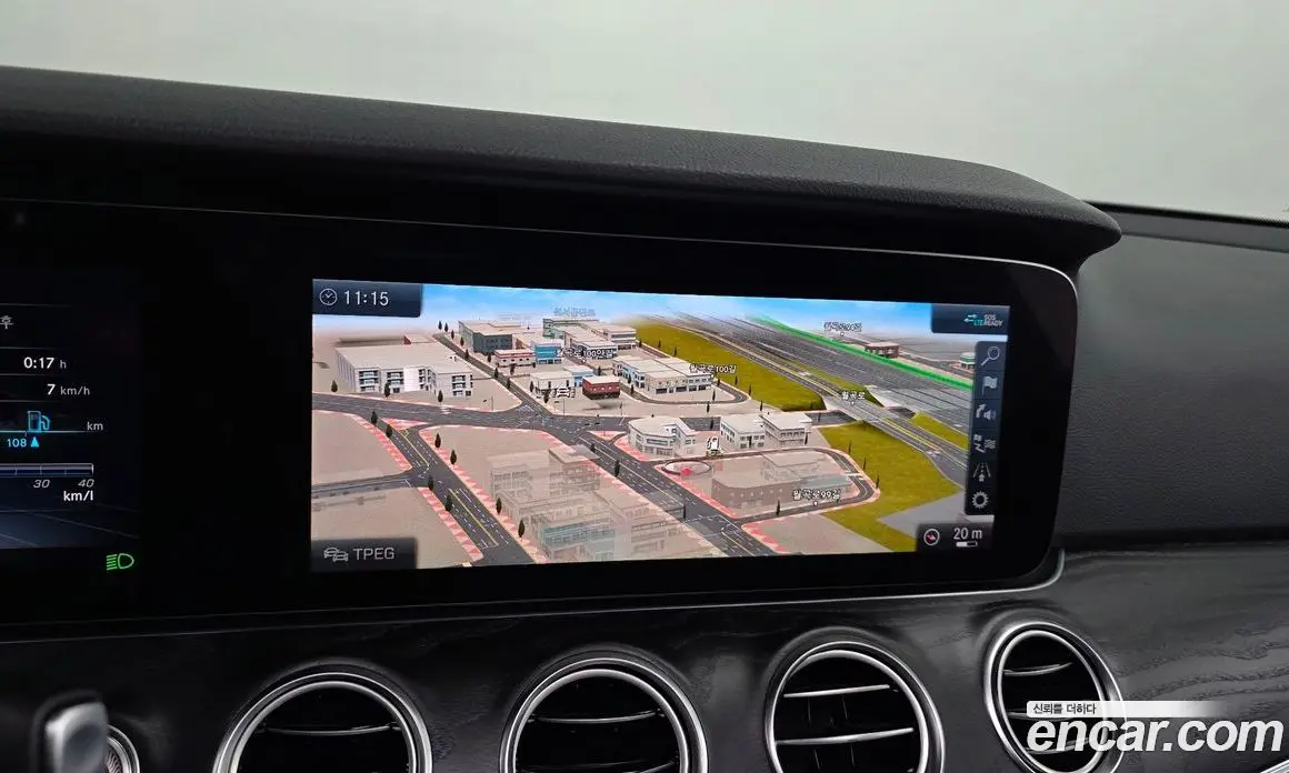 Mercedes-Benz E-Class 2020 2.0 автомат (гидро), фото 20