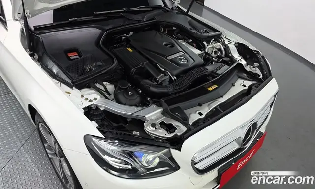 Mercedes-Benz E-Class 2020 2.0 автомат (гидро), миниатюра 6
