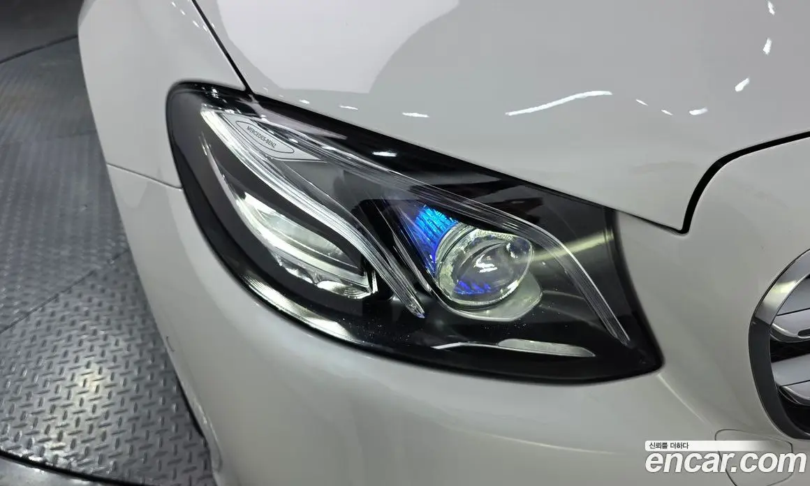 Mercedes-Benz E-Class 2020 2.0 автомат (гидро), фото 8
