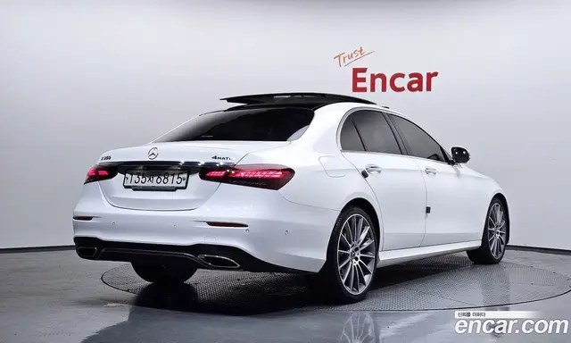 Mercedes-Benz E-Class 2020 2.0 автомат (гидро), миниатюра 2