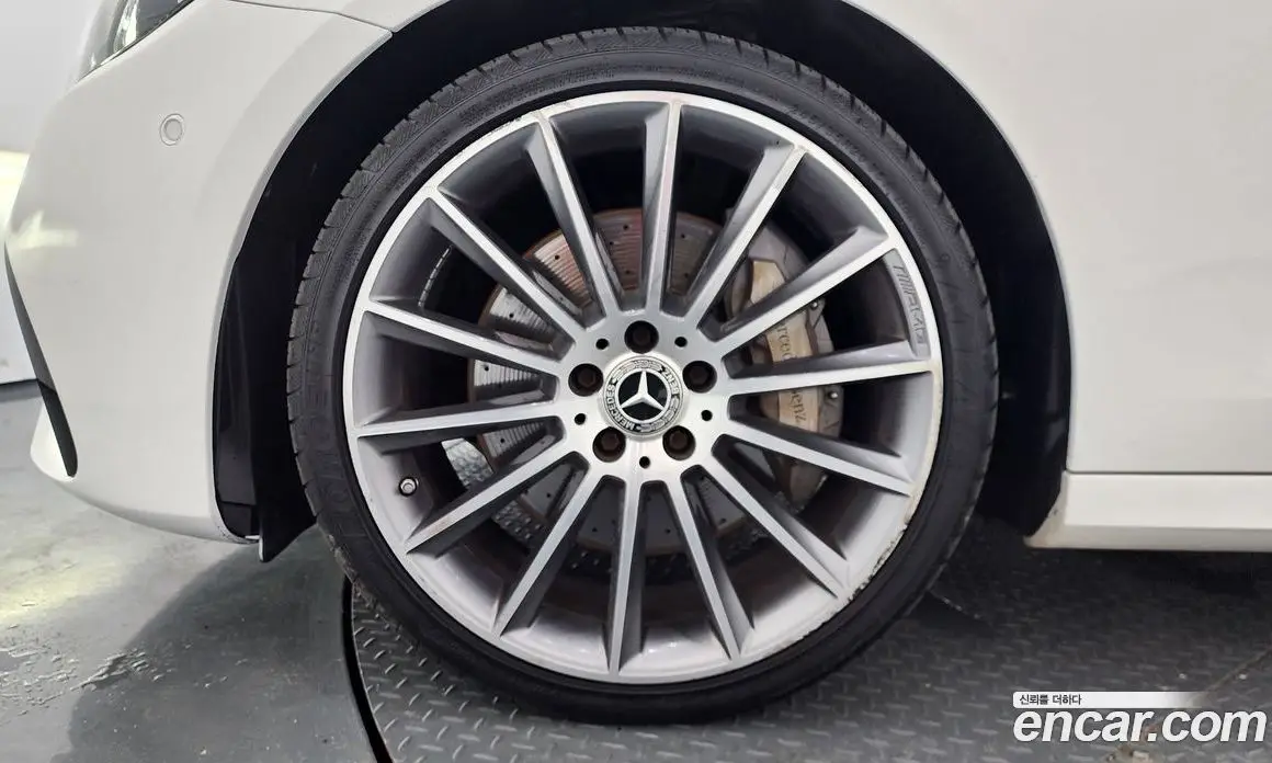Mercedes-Benz E-Class 2020 2.0 автомат (гидро), фото 5