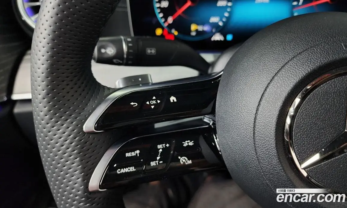 Mercedes-Benz E-Class 2023 2.0 автомат (гидро), фото 22