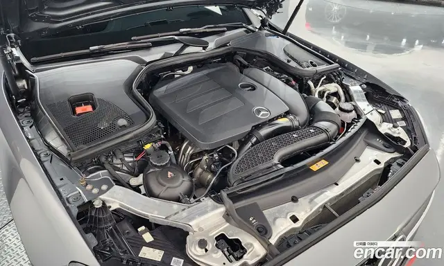 Mercedes-Benz E-Class 2023 2.0 автомат (гидро), миниатюра 5