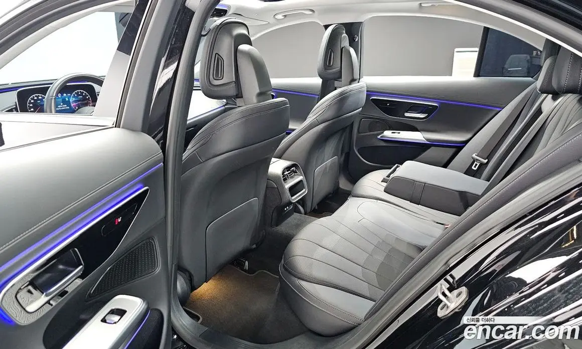 Mercedes-Benz E-Class 2024 2.0 автомат (гидро), фото 11