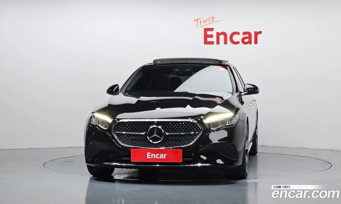 Mercedes-Benz E-Class 2024 2.0 автомат (гидро), фото 3