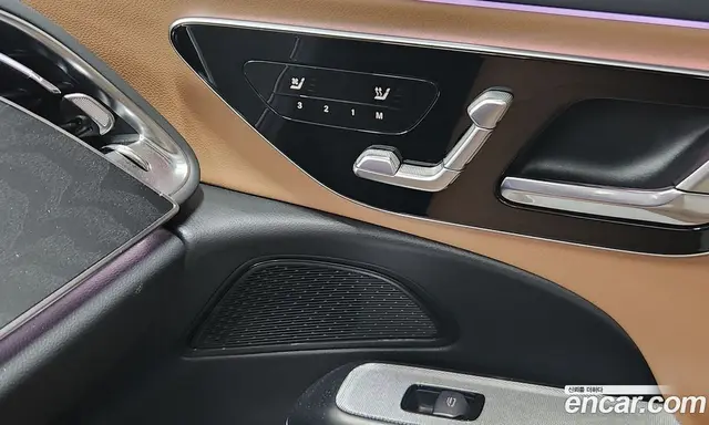 Mercedes-Benz E-Class 2025 2.0 автомат (гидро), миниатюра 12