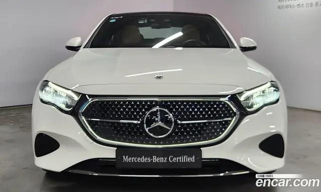 Mercedes-Benz E-Class 2025 2.0 автомат (гидро), миниатюра 3