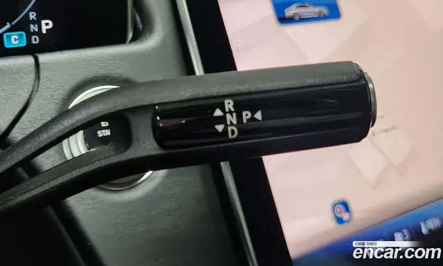 Mercedes-Benz E-Class 2025 2.0 автомат (гидро), миниатюра 9