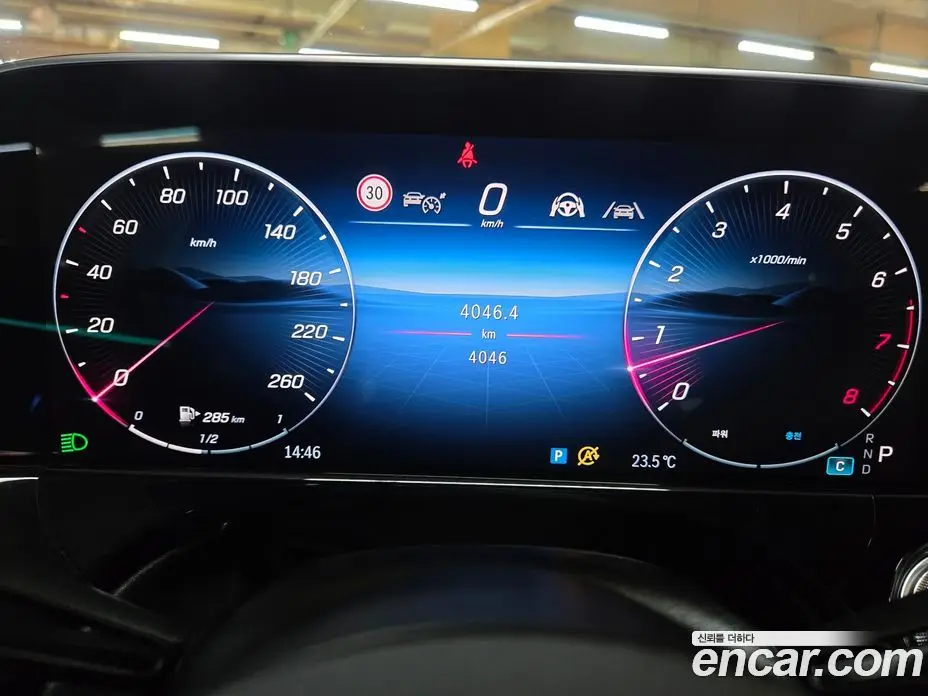 Mercedes-Benz E-Class 2025 2.0 автомат (гидро), фото 12