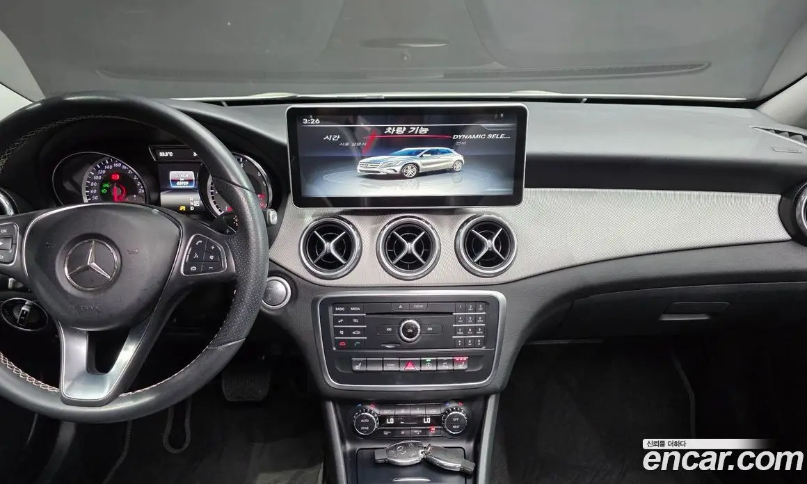 Mercedes-Benz GLA-Class 2017 2.1 автомат (гидро), фото 18