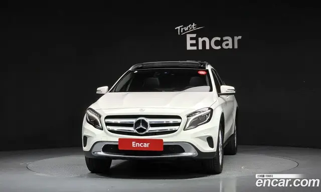 Mercedes-Benz GLA-Class 2017 2.1 автомат (гидро), миниатюра 3
