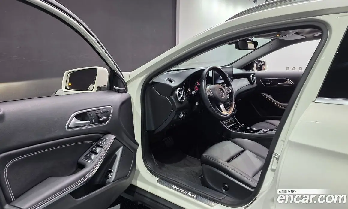 Mercedes-Benz GLA-Class 2017 2.1 автомат (гидро), фото 10