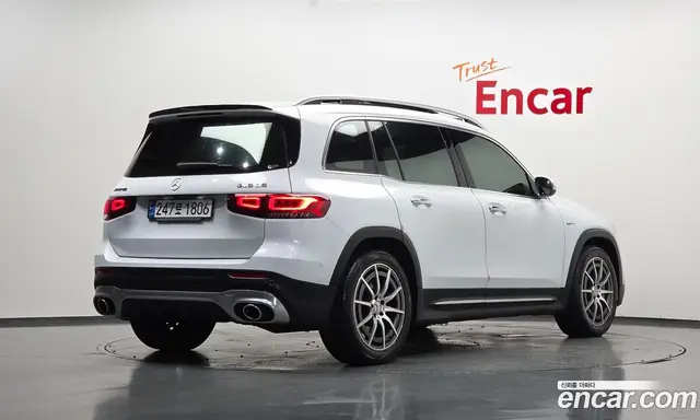 Mercedes-Benz GLB-Class 2021 2.0 автомат (гидро), миниатюра 2