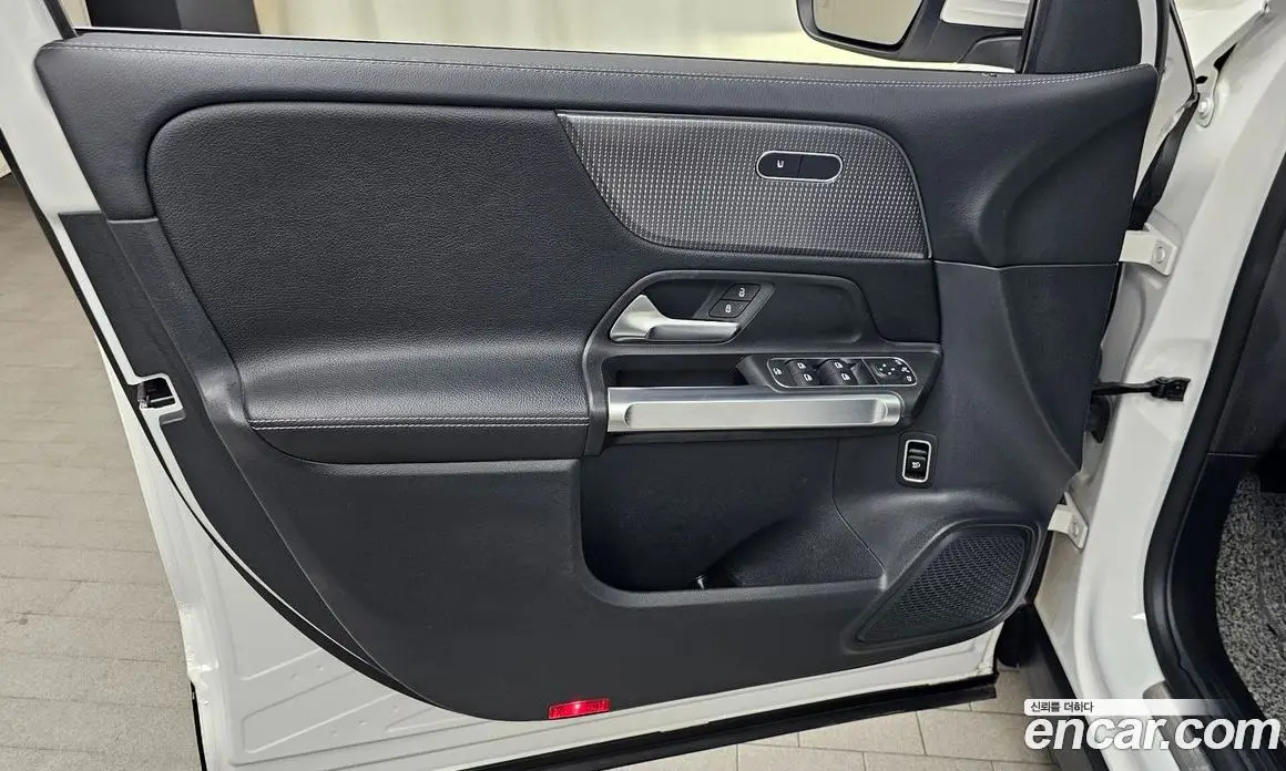 Mercedes-Benz GLB-Class 2022 1.9 автомат (гидро), фото 14