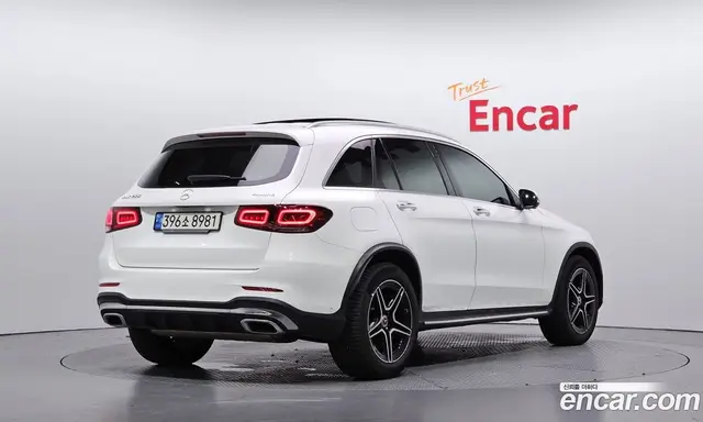 Mercedes-Benz GLC-Class 2022 2.0 автомат (гидро), миниатюра 2